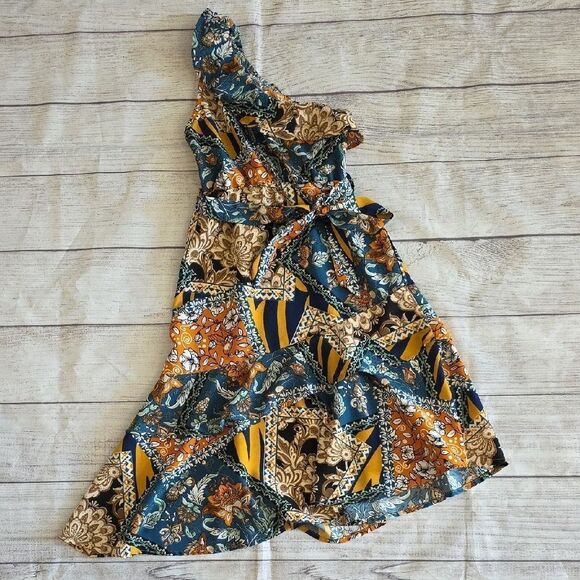 SHEIN Other - One-Shoulder Floral Print Dress